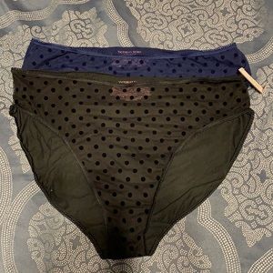 Victoria’s Secret set of 2 Panties